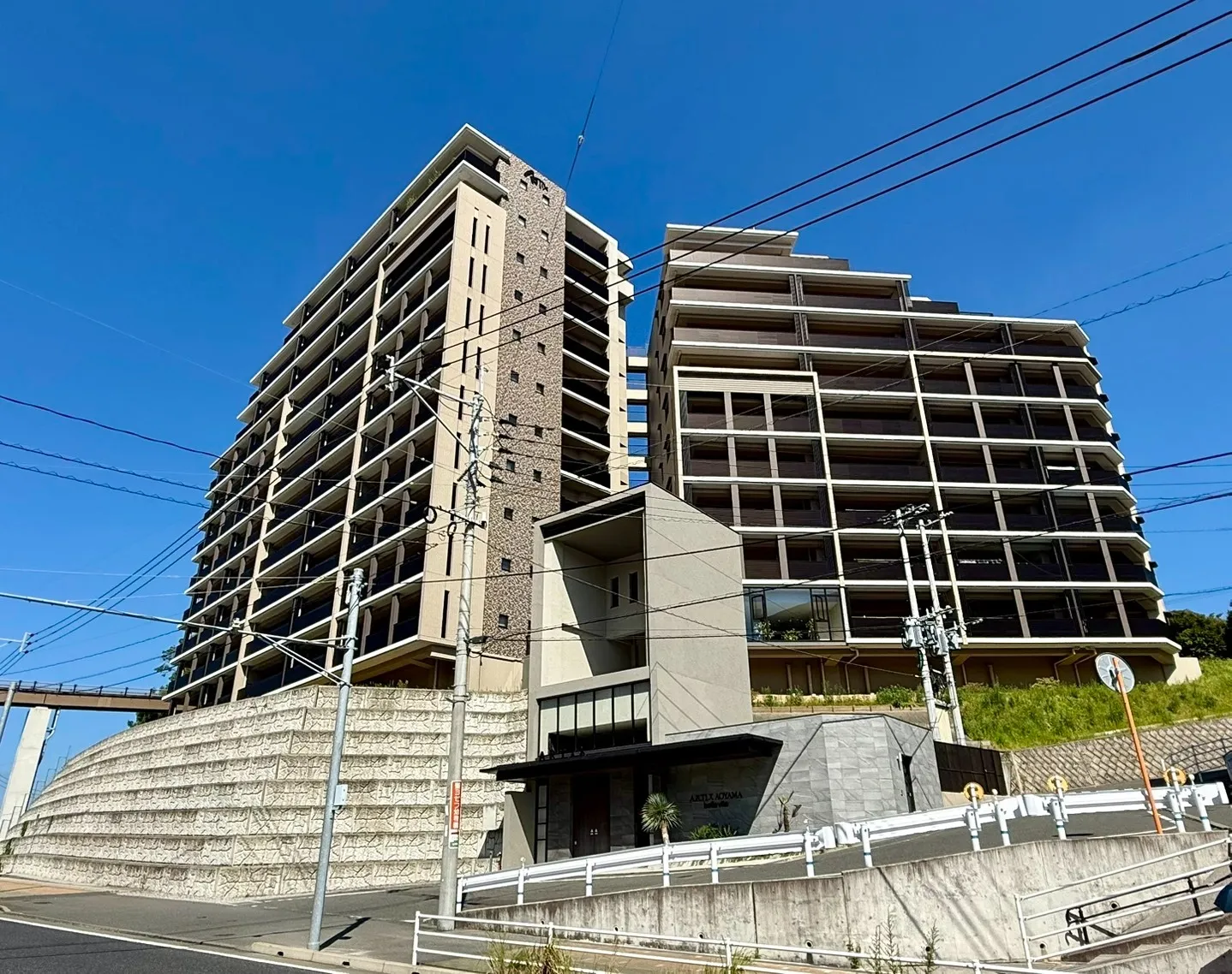 アーティックス青山 4LDK 眺望良好 専有面積85.24㎡